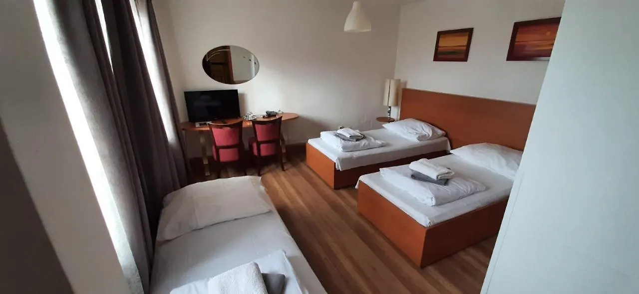Gallery Hotel Sis Prague
