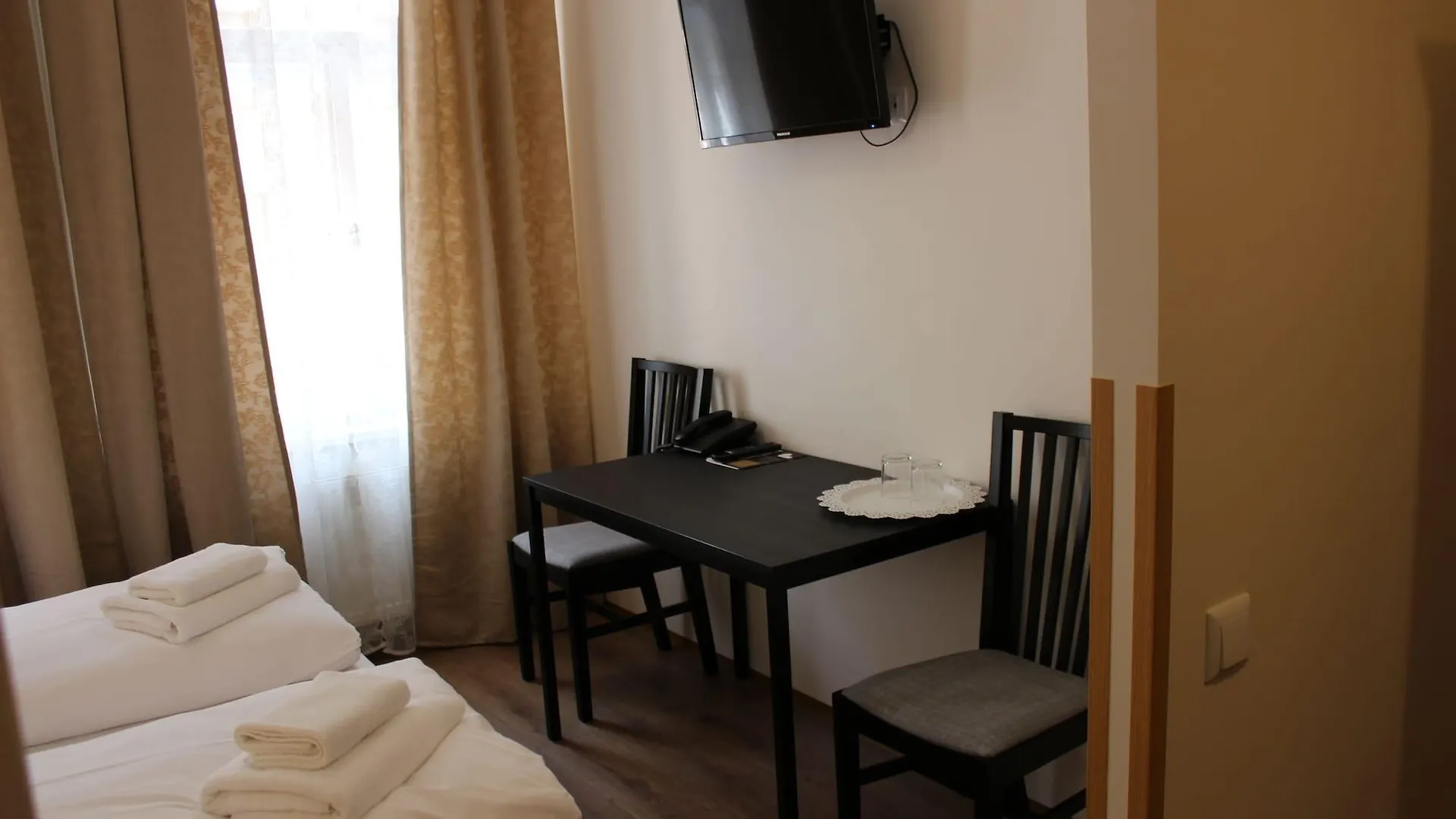 Gallery Hotel Sis Prague