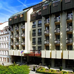 bristol-georgy-house.karlovyvary-hotels.com/