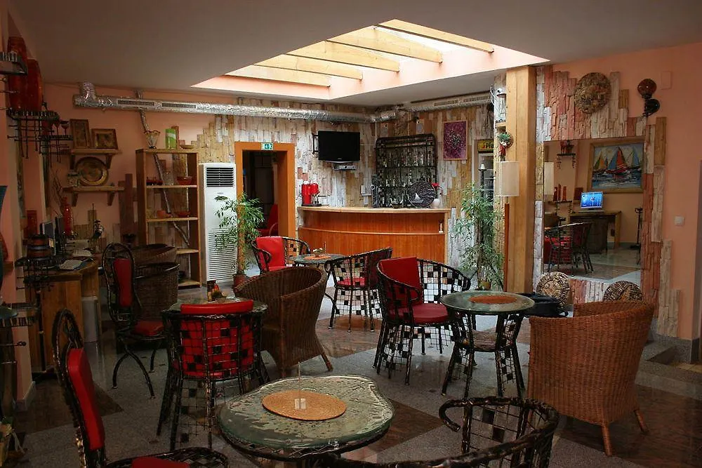 Gallery Hotel Sis Prague 3*,